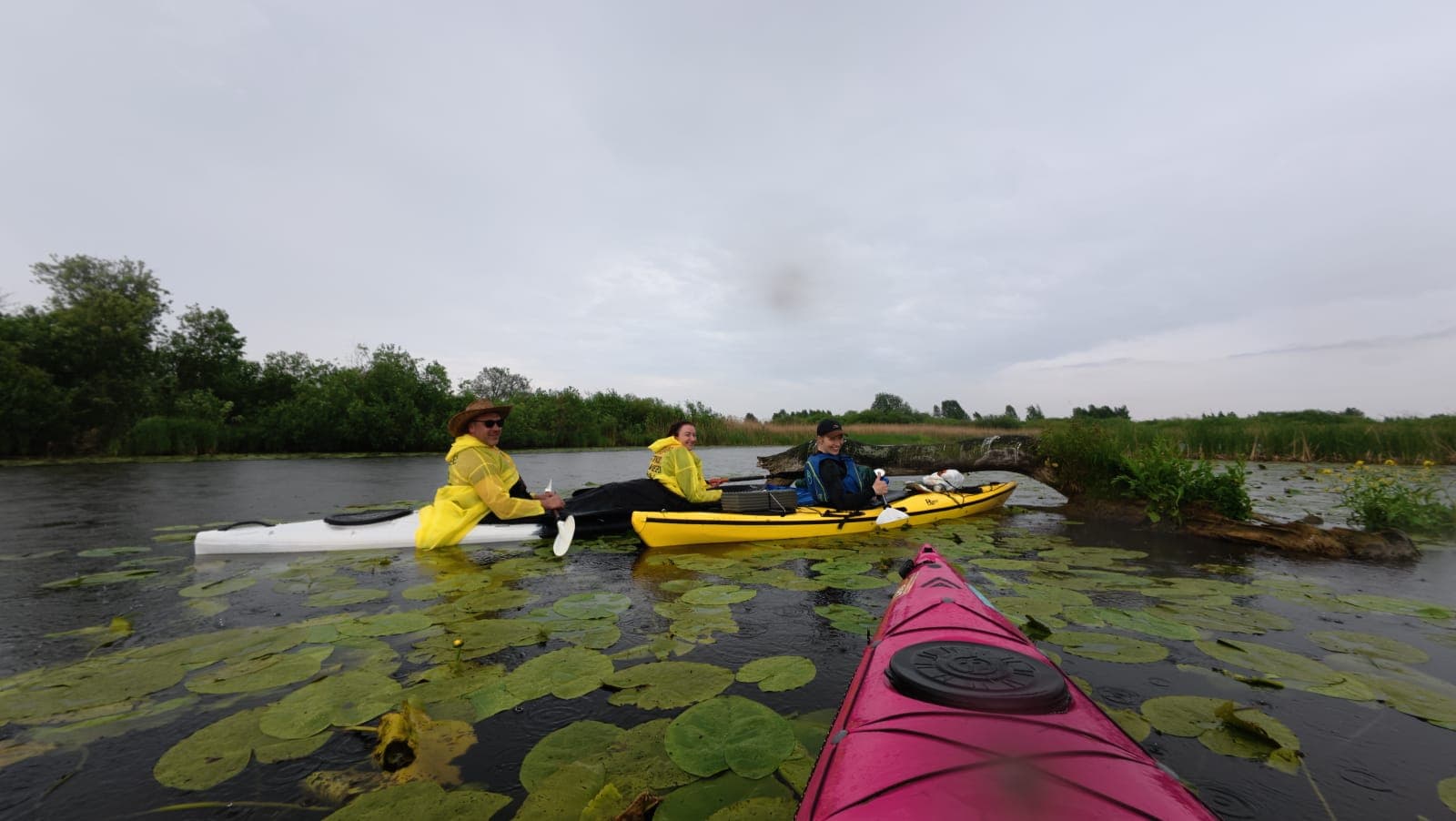 Entering the mouth of the Kalli river