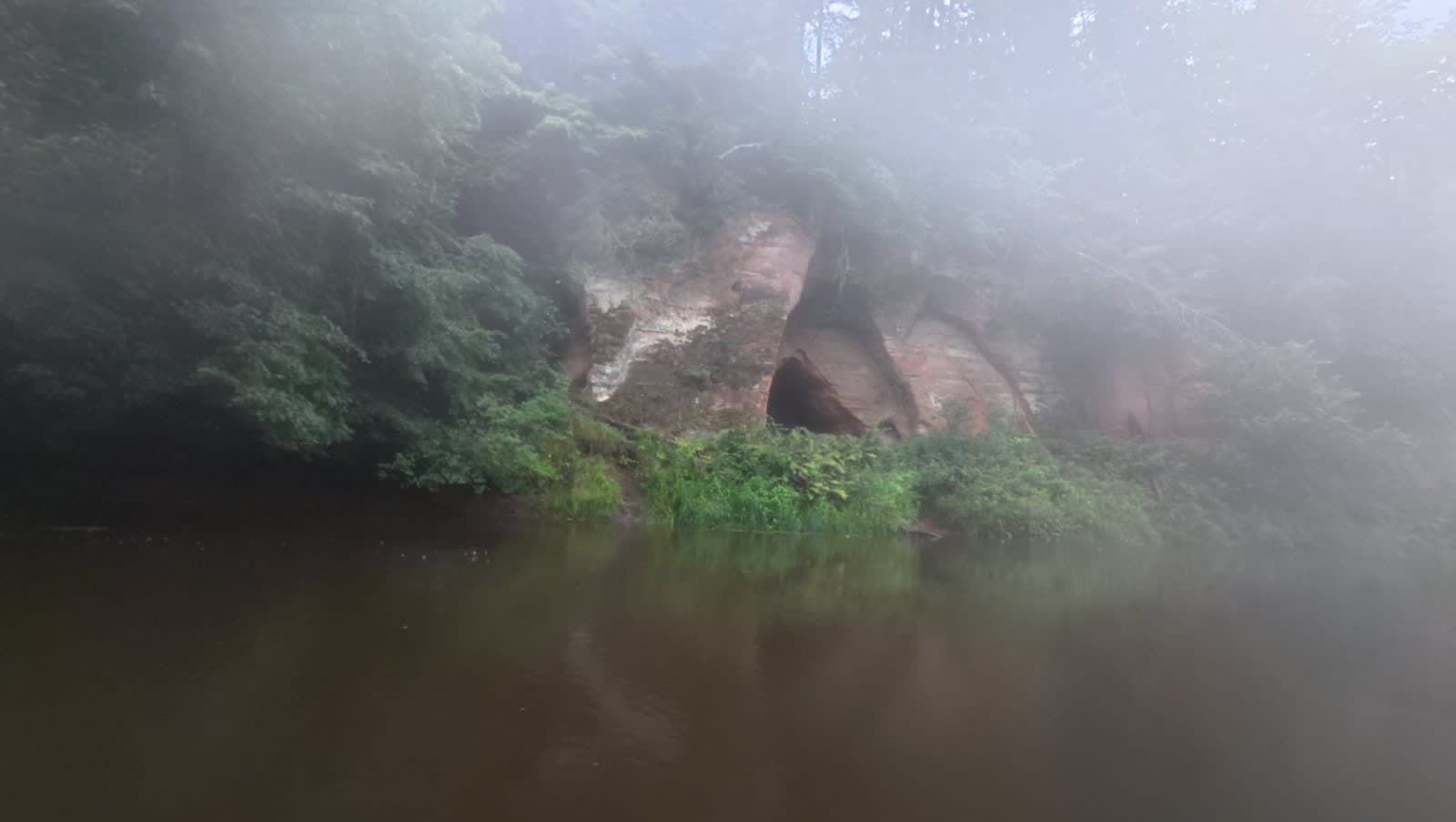 Salatsi Ingli koobas