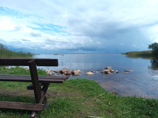 Vee peal ja saarel – Piirissaare matk